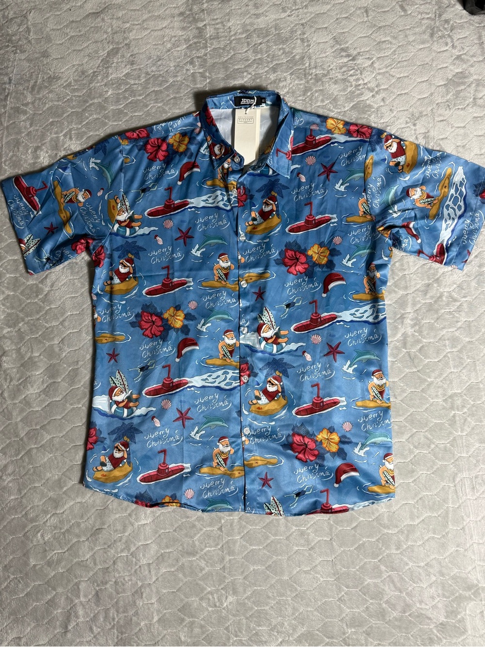 JOGAL Christmas Hawaiian Shirt XL NWT Surfing Santa Tropical AOP